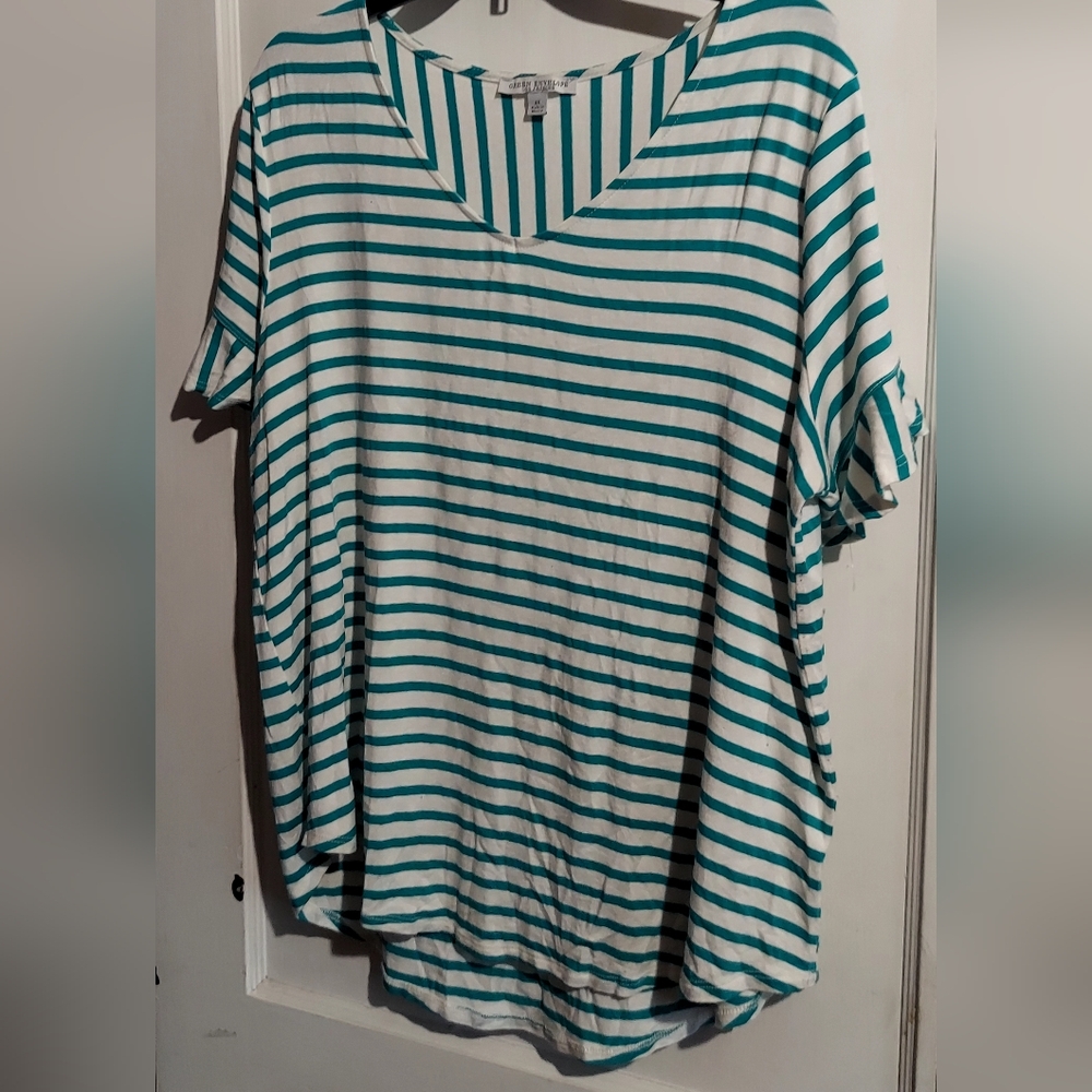 Green Envelope 1X Tee